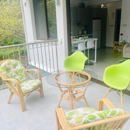 Riverside Suite Kalopanagiotis Buitenkant foto